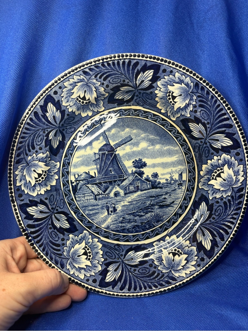 Vintage Société Céramique Hollandia Delft Blue Windmill Wall Plate 9”